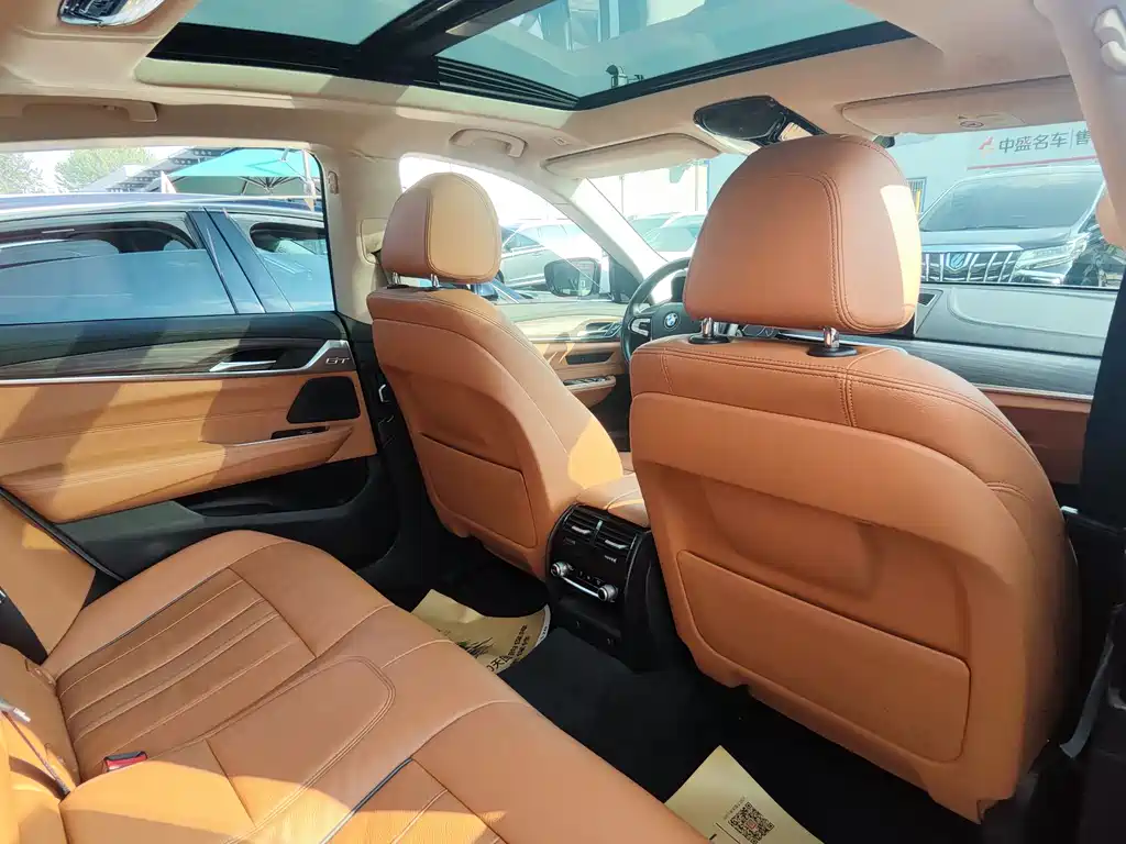 BMW 6 Series GT — фото 10