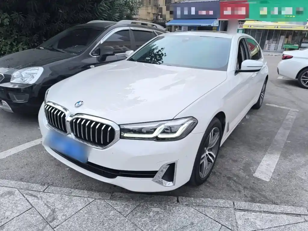 BMW 5 Series — фото 2