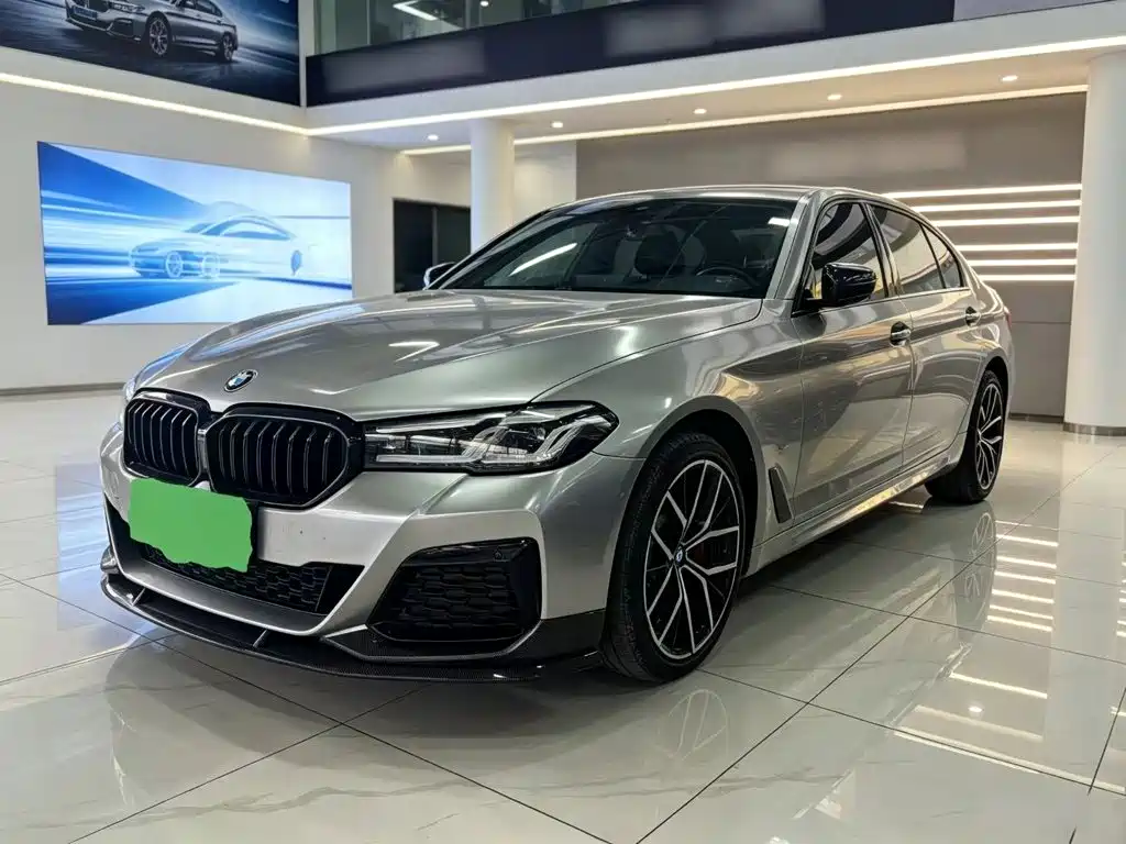 BMW 5 Series — фото 2