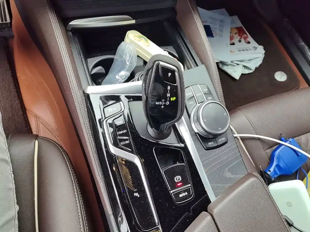 BMW 5 Series — фото 14