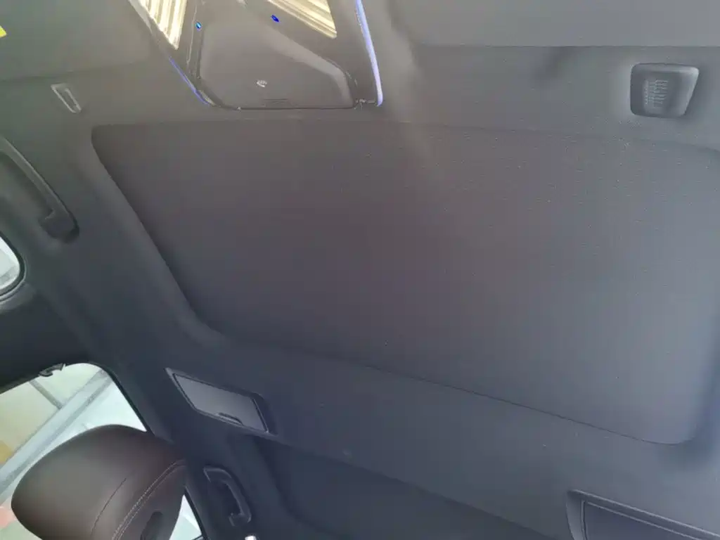 BMW 5 Series — фото 18