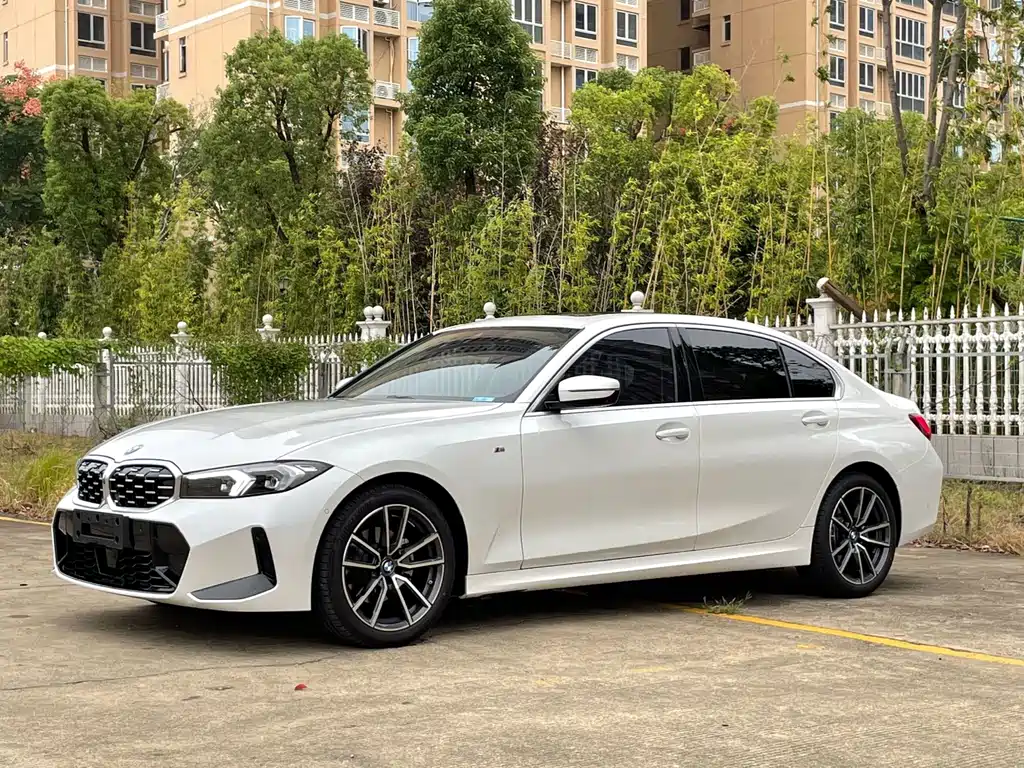 BMW 3 Series — фото 1