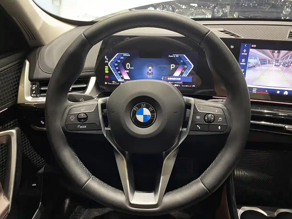 BMW X1 — фото 11