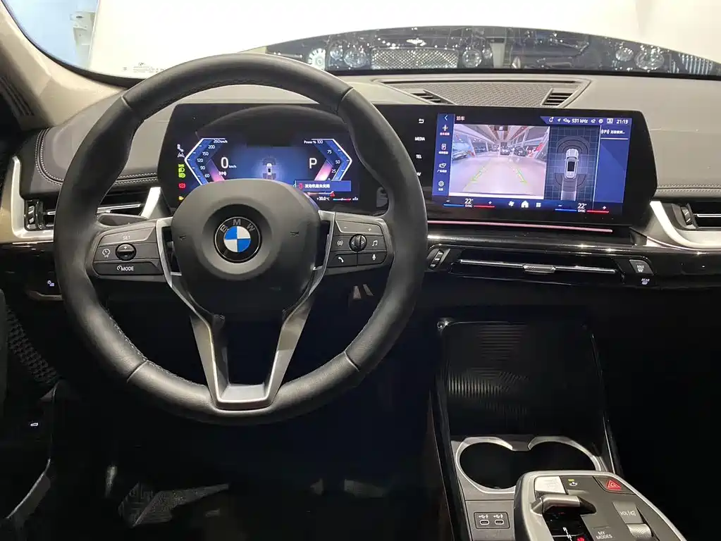 BMW X1 — фото 13