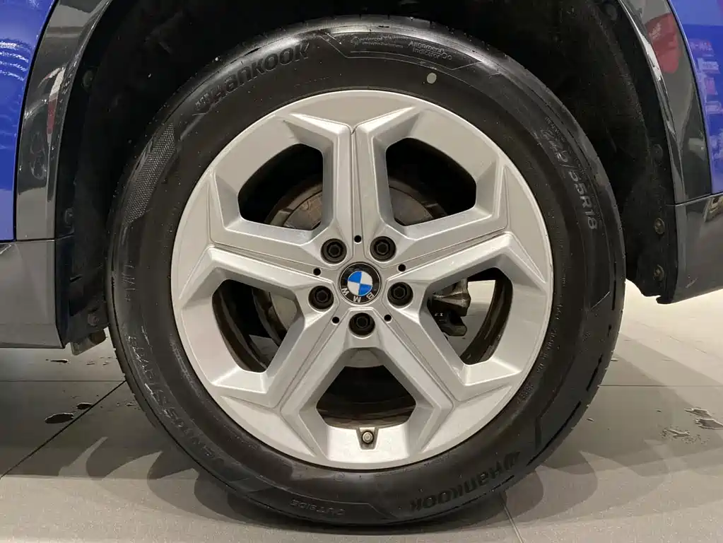 BMW X1 — фото 23