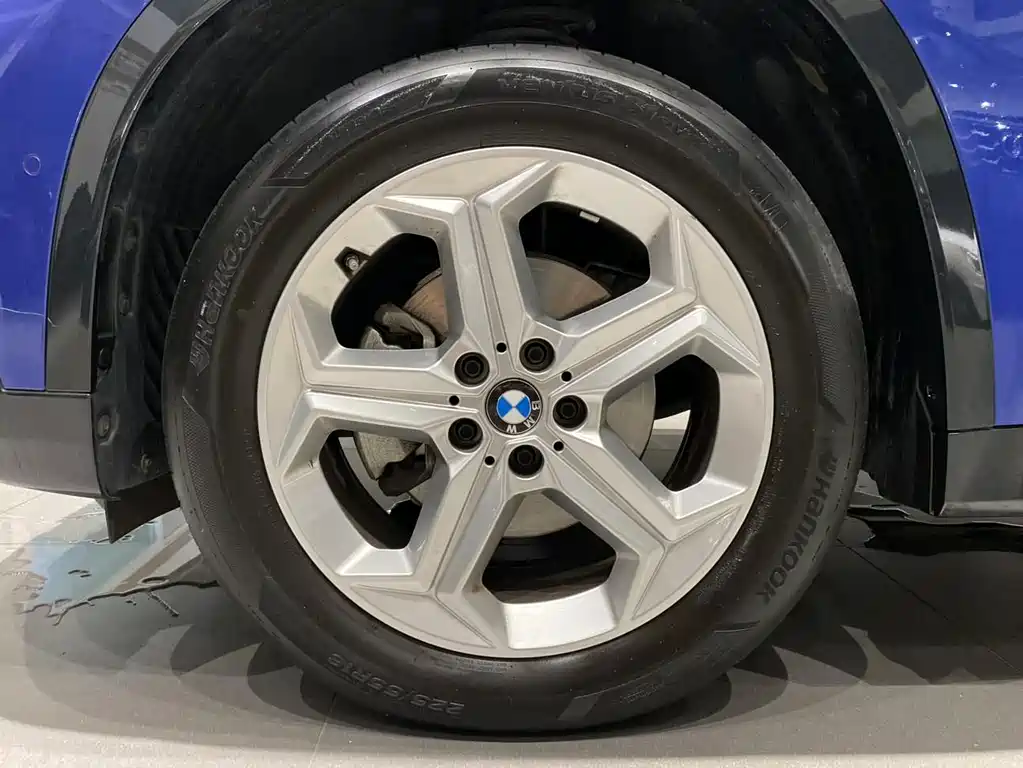 BMW X1 — фото 25