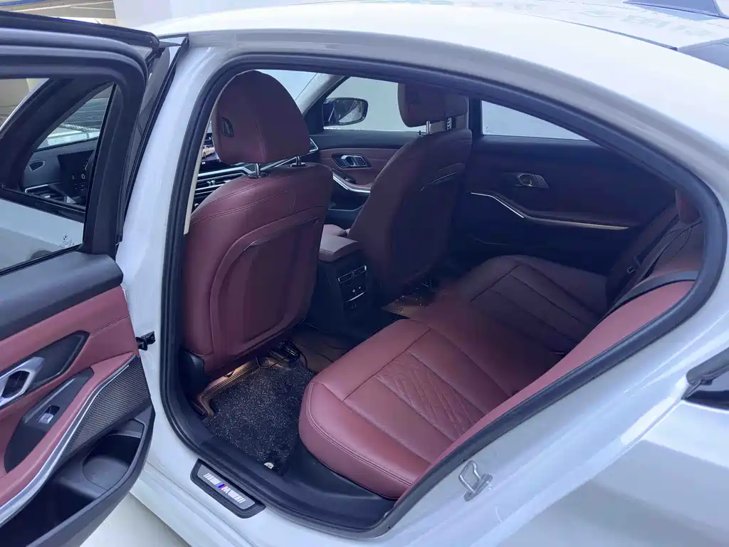 BMW 3 Series — фото 11