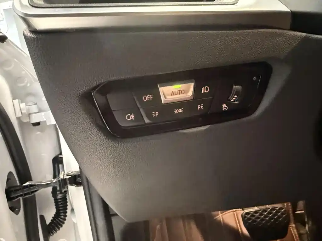 BMW 3 Series — фото 11