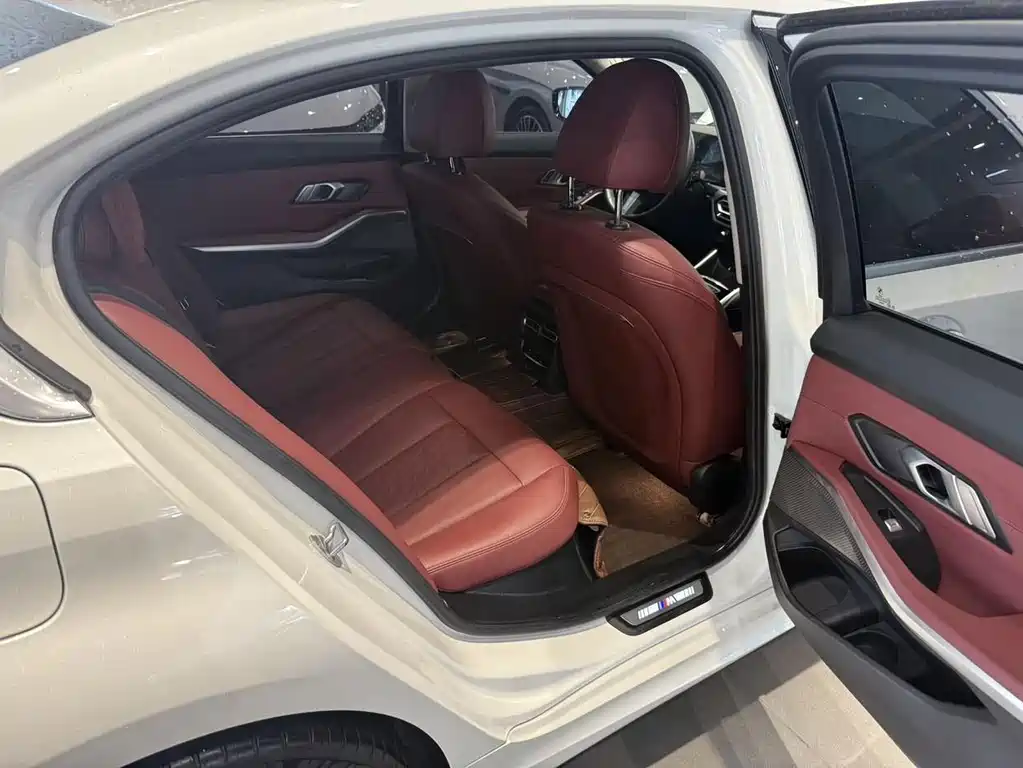 BMW 3 Series — фото 10