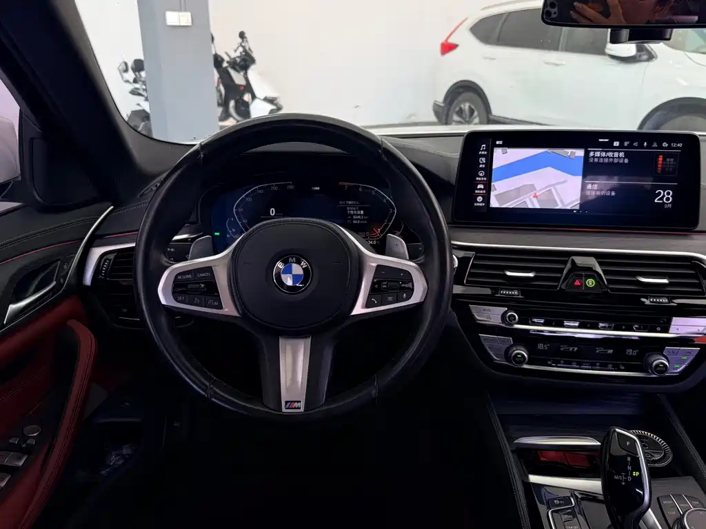 BMW 5 Series — фото 10