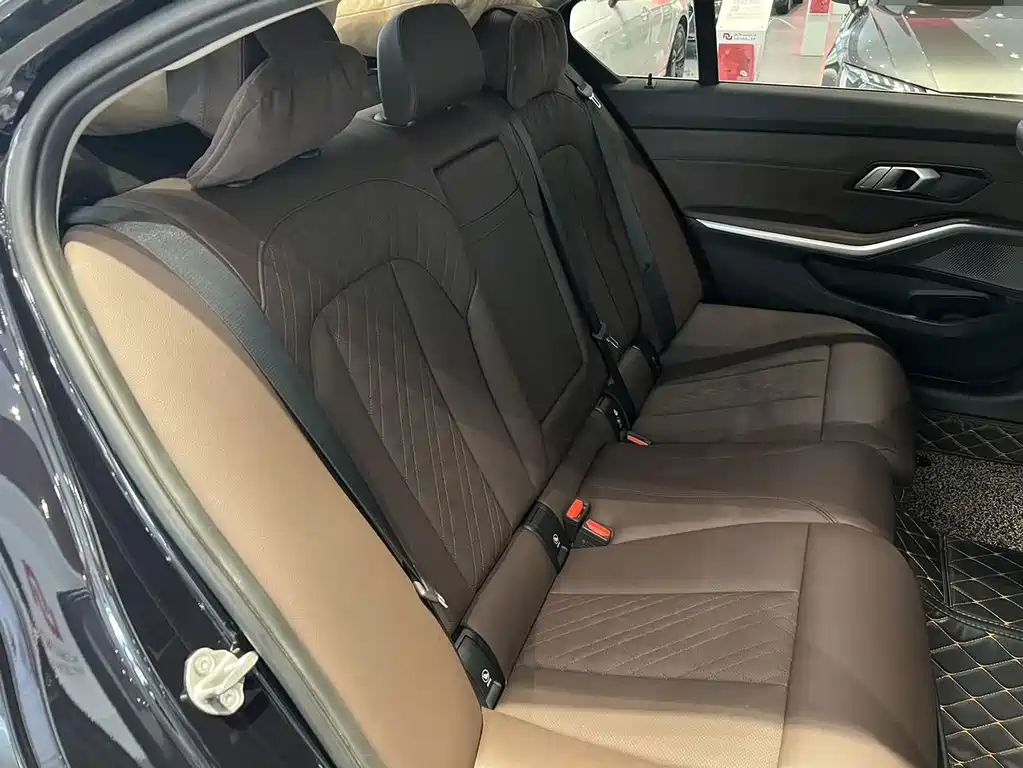 BMW 3 Series — фото 10