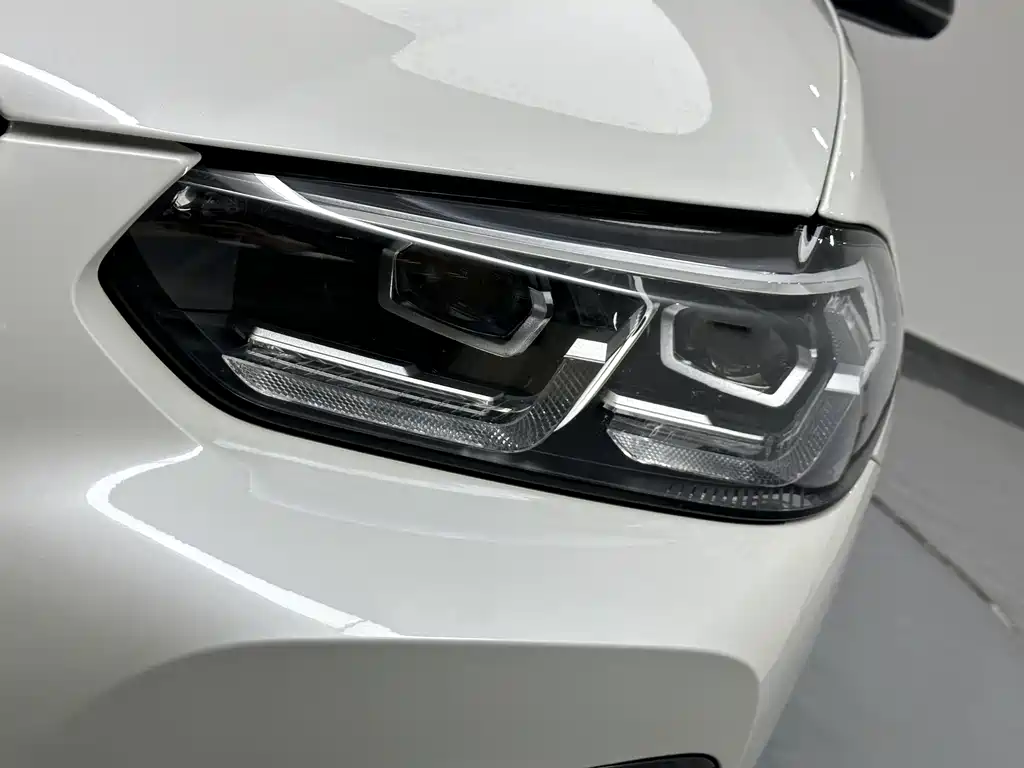 BMW X3 — фото 21