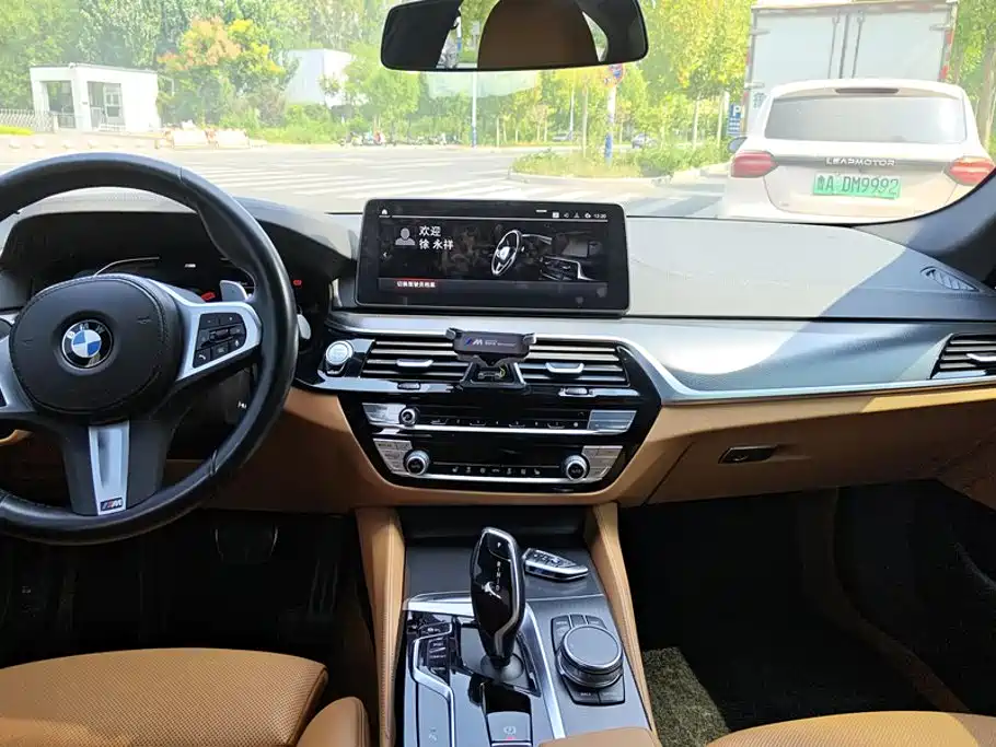 BMW 5 Series (Import) — фото 13