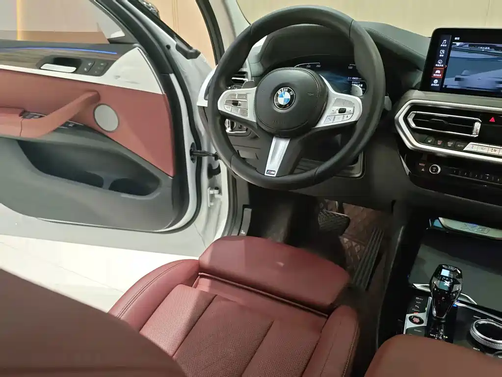 BMW X3 — фото 21