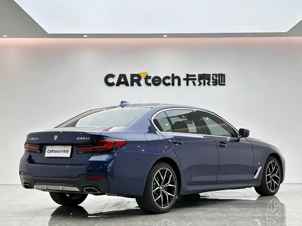 BMW 5 Series — фото 5