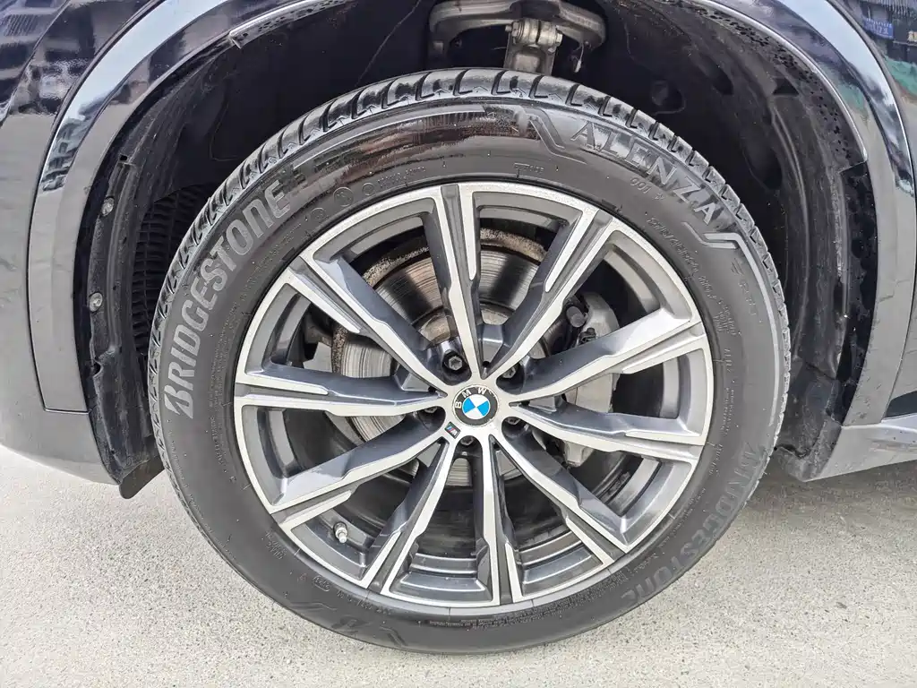 BMW X5 (Import) — фото 5