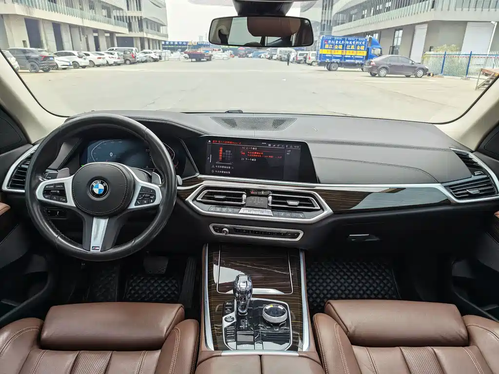 BMW X5 (Import) — фото 8