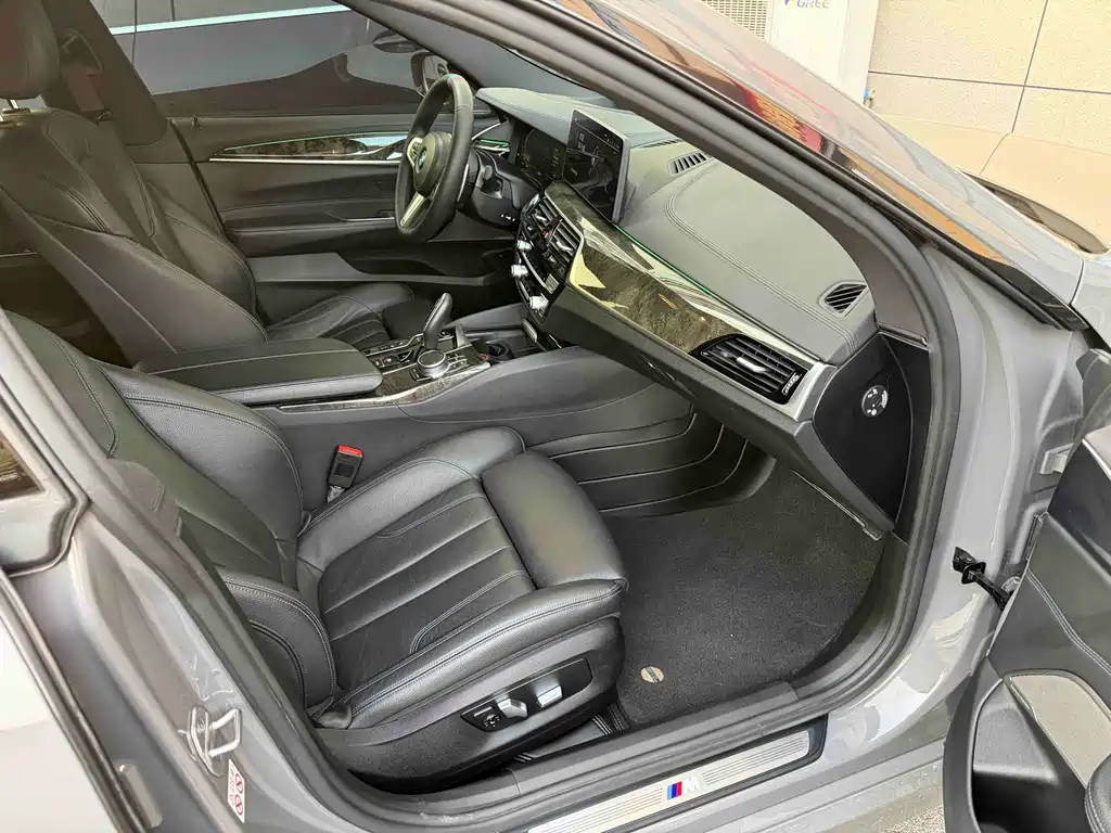 BMW 6 Series GT — фото 7