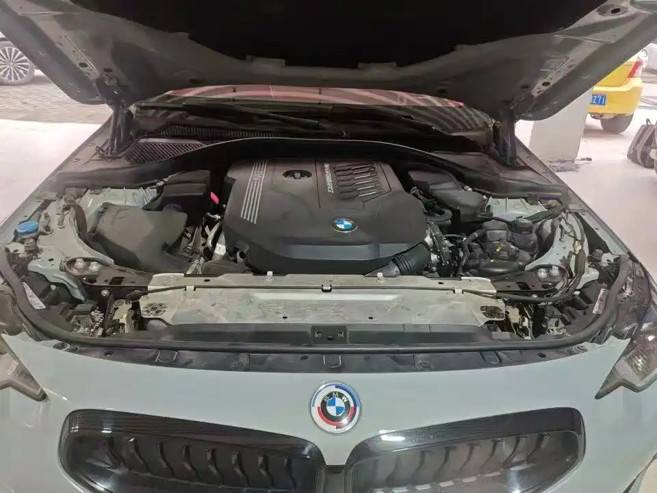 BMW M240i — фото 7