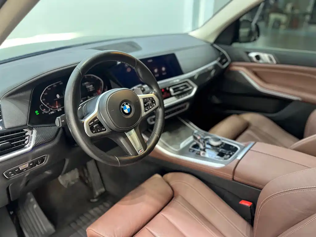 BMW X5 (Import) — фото 8