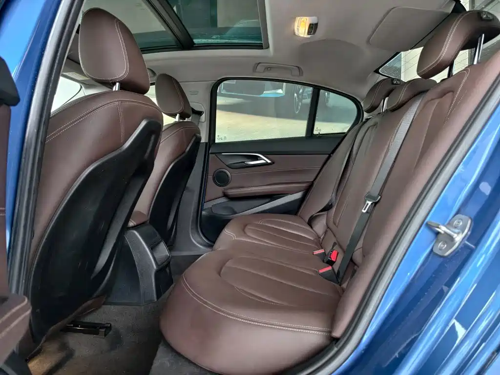 BMW 1 Series — фото 10