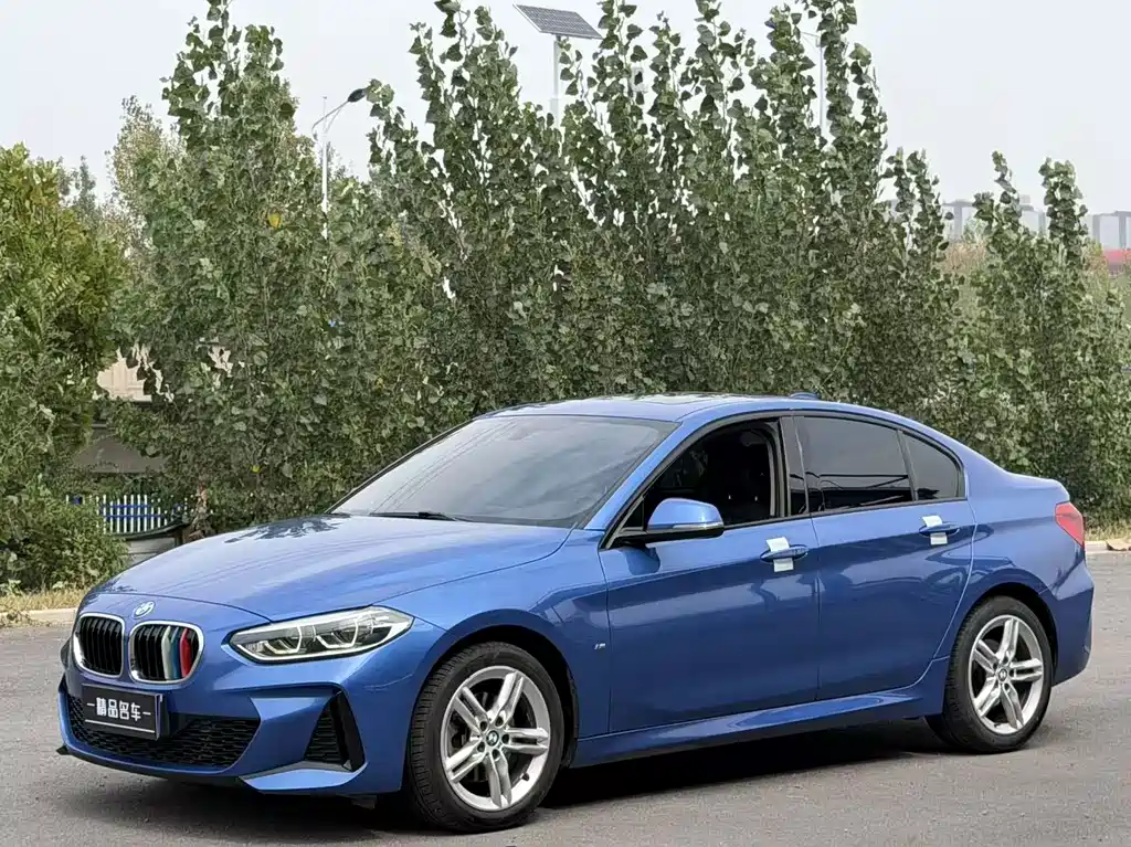 BMW 1 Series — фото 1
