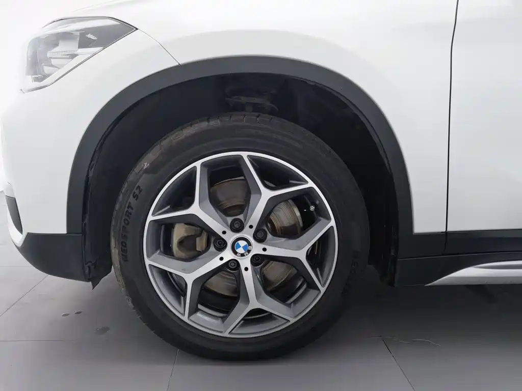 BMW X1 — фото 17