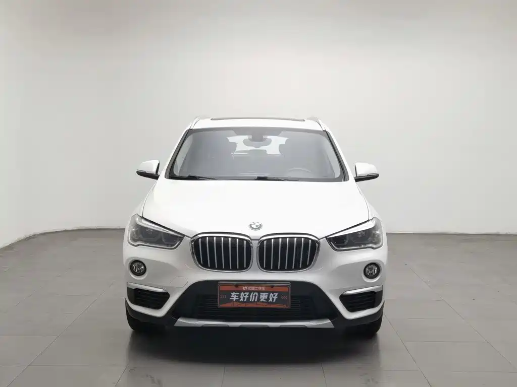 BMW X1 — фото 3