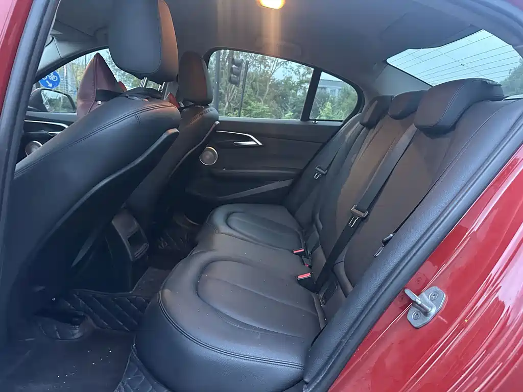 BMW 1 Series — фото 10