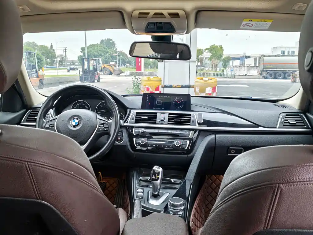 BMW 3 Series — фото 17