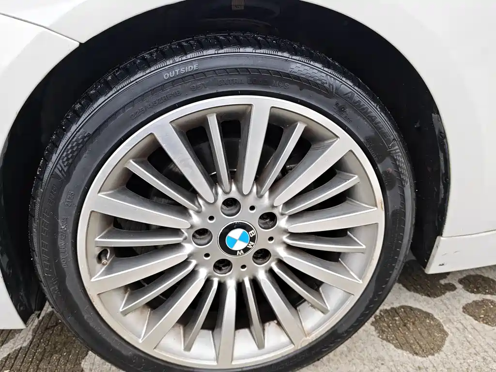BMW 3 Series — фото 10
