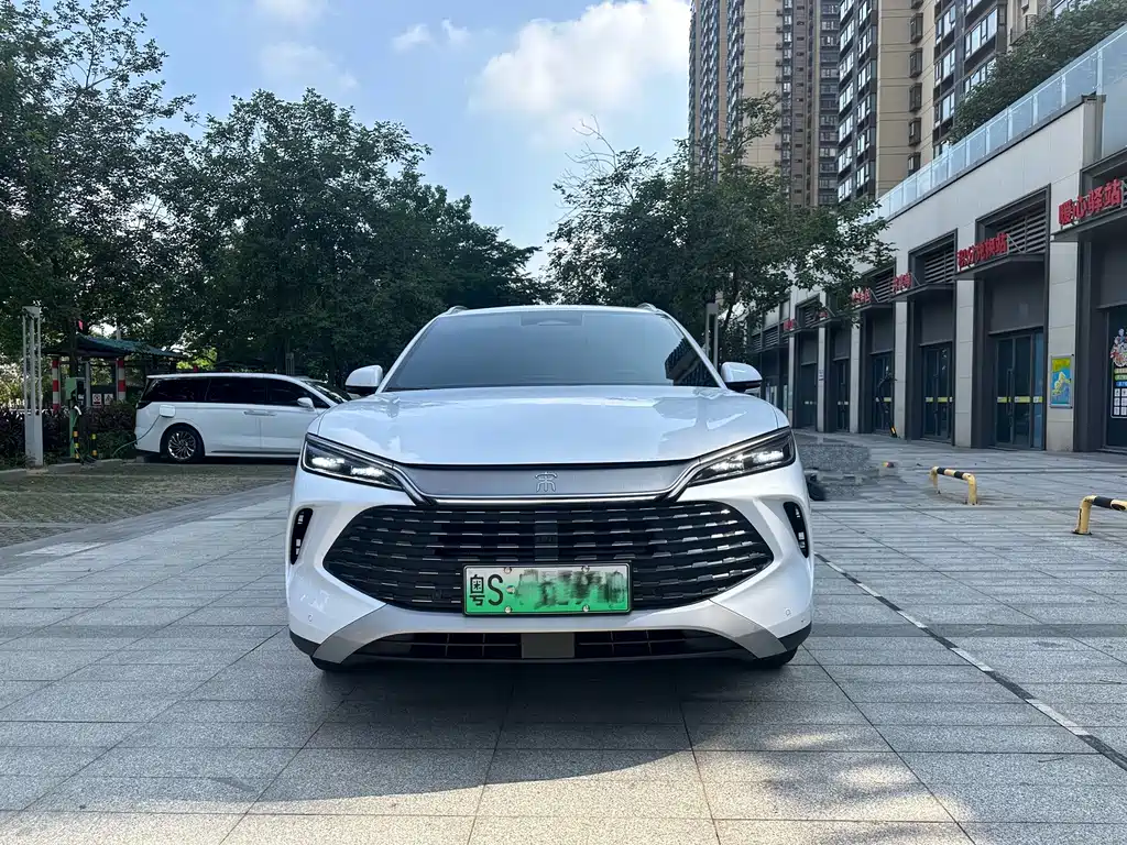 BYD L DM-i — фото 2