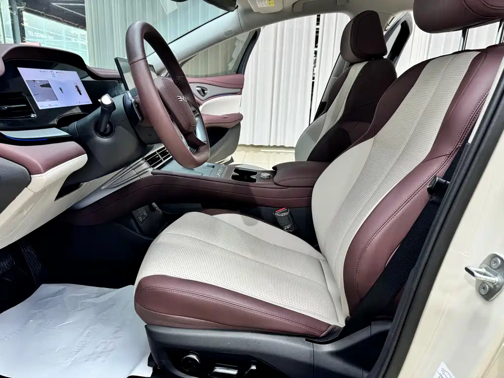 BYD Seal 07 EV — фото 11