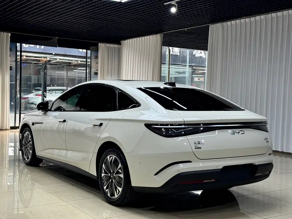 BYD Seal 07 EV — фото 6