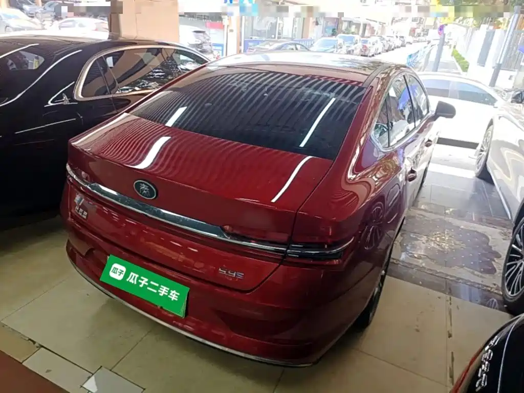 BYD Qin Pro NEV — фото 7