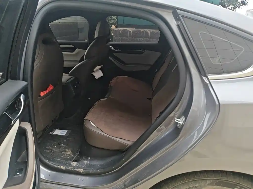 BYD Qin PLUS — фото 13