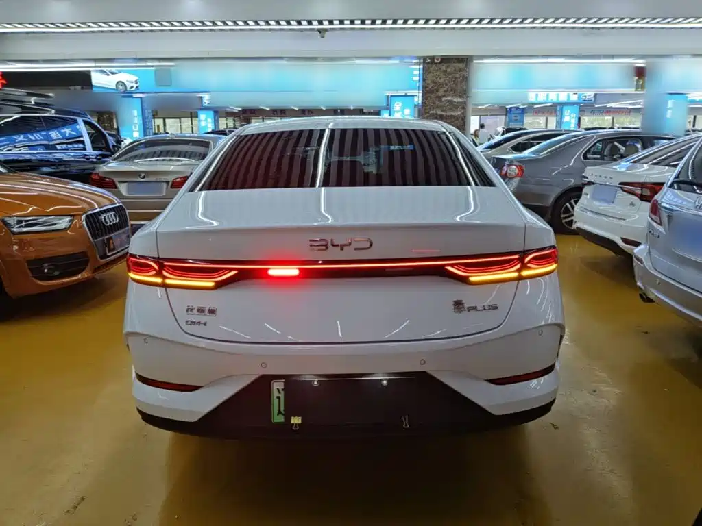 BYD Qin PLUS — фото 6