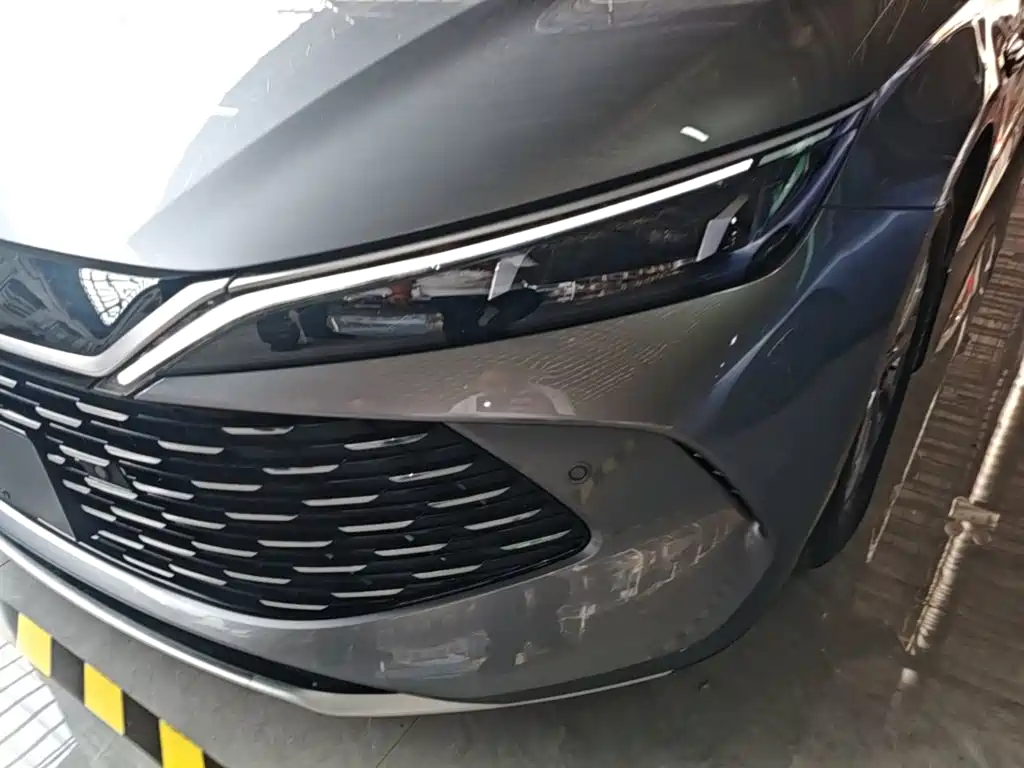 BYD Qin L — фото 24