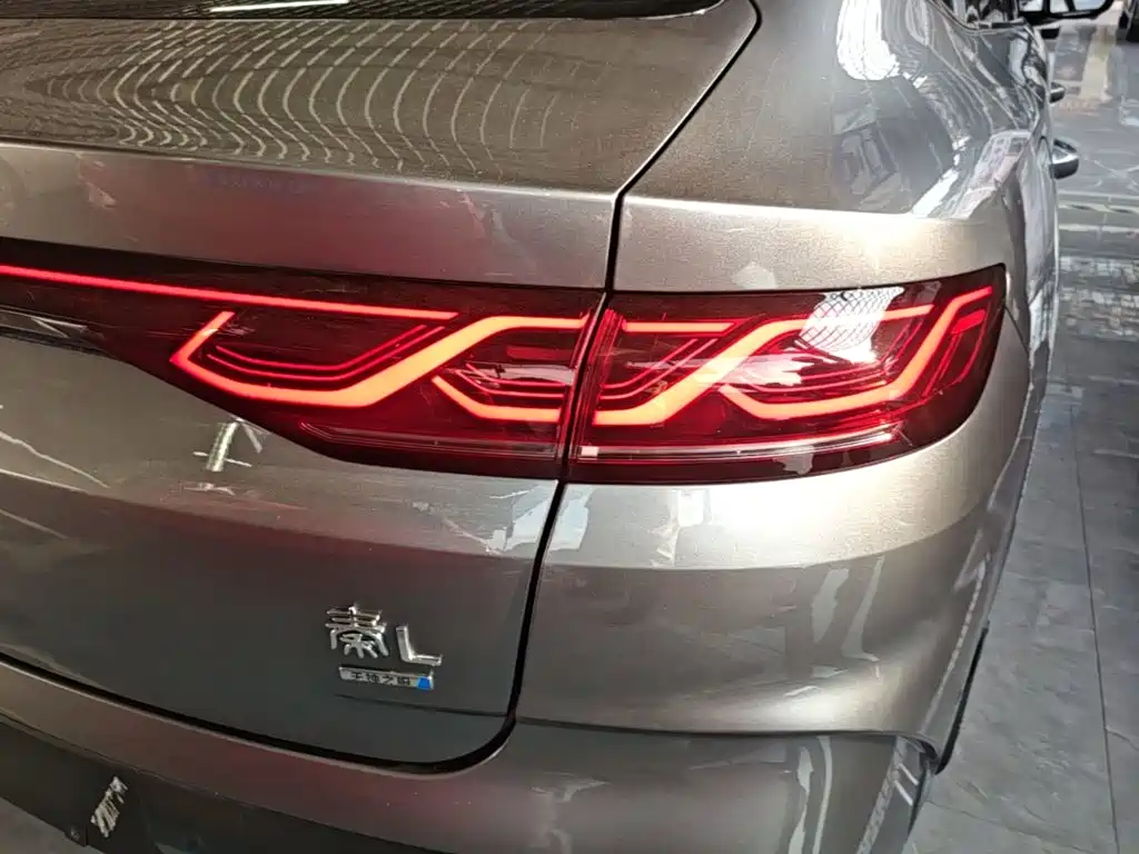 BYD Qin L — фото 8