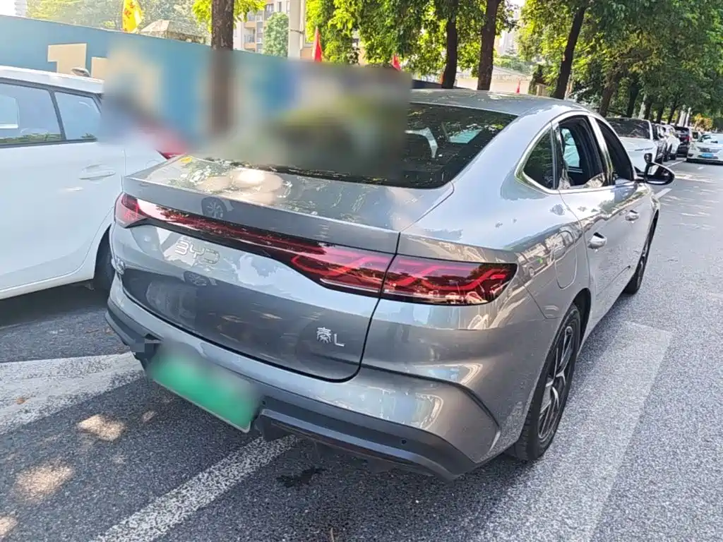 BYD Qin L — фото 7