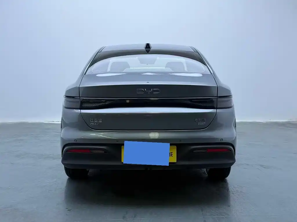 BYD Seal 05 DM-i — фото 6