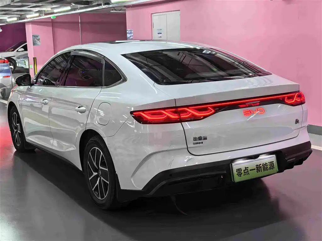 BYD Qin L — фото 7