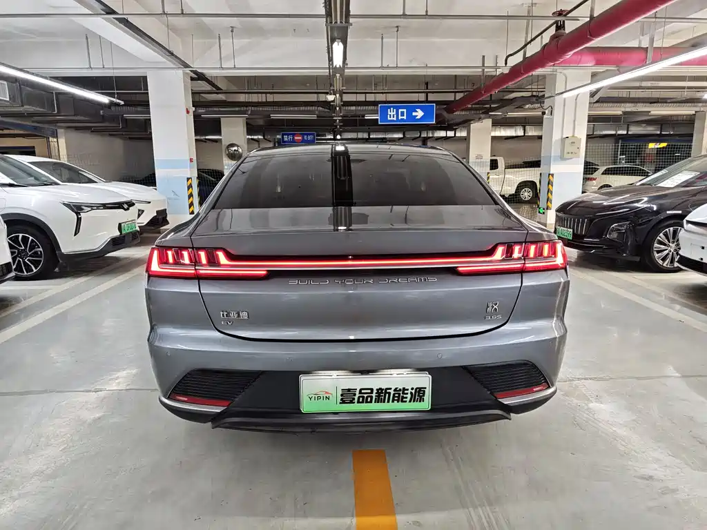 BYD Han — фото 14