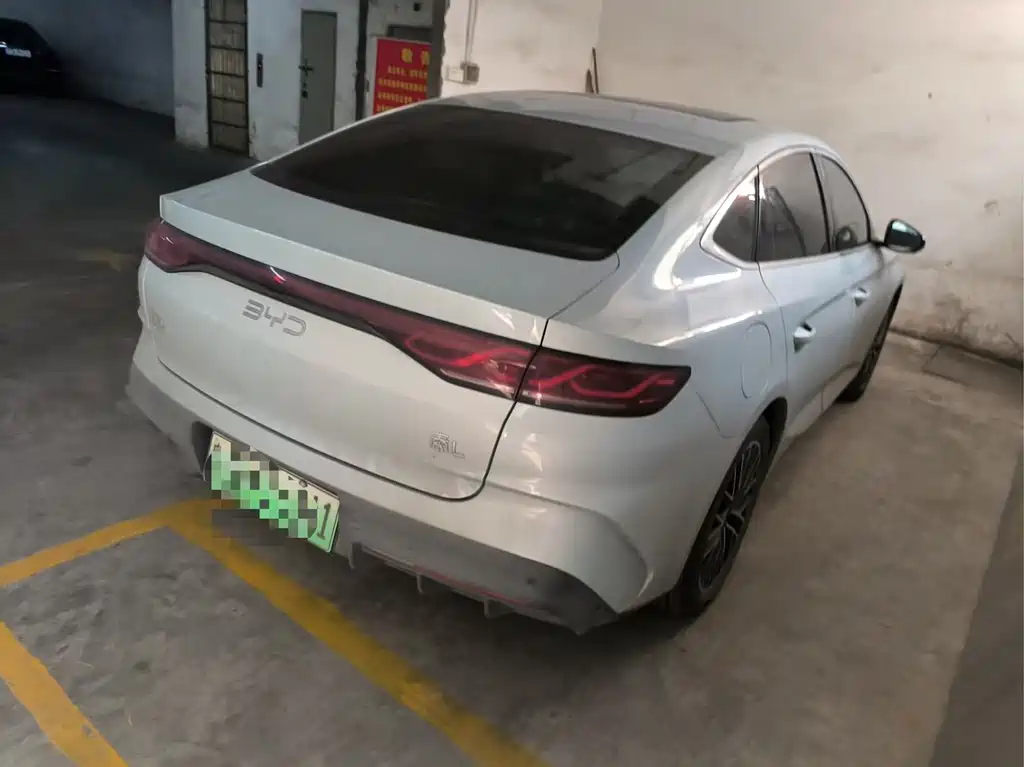 BYD Qin L — фото 3