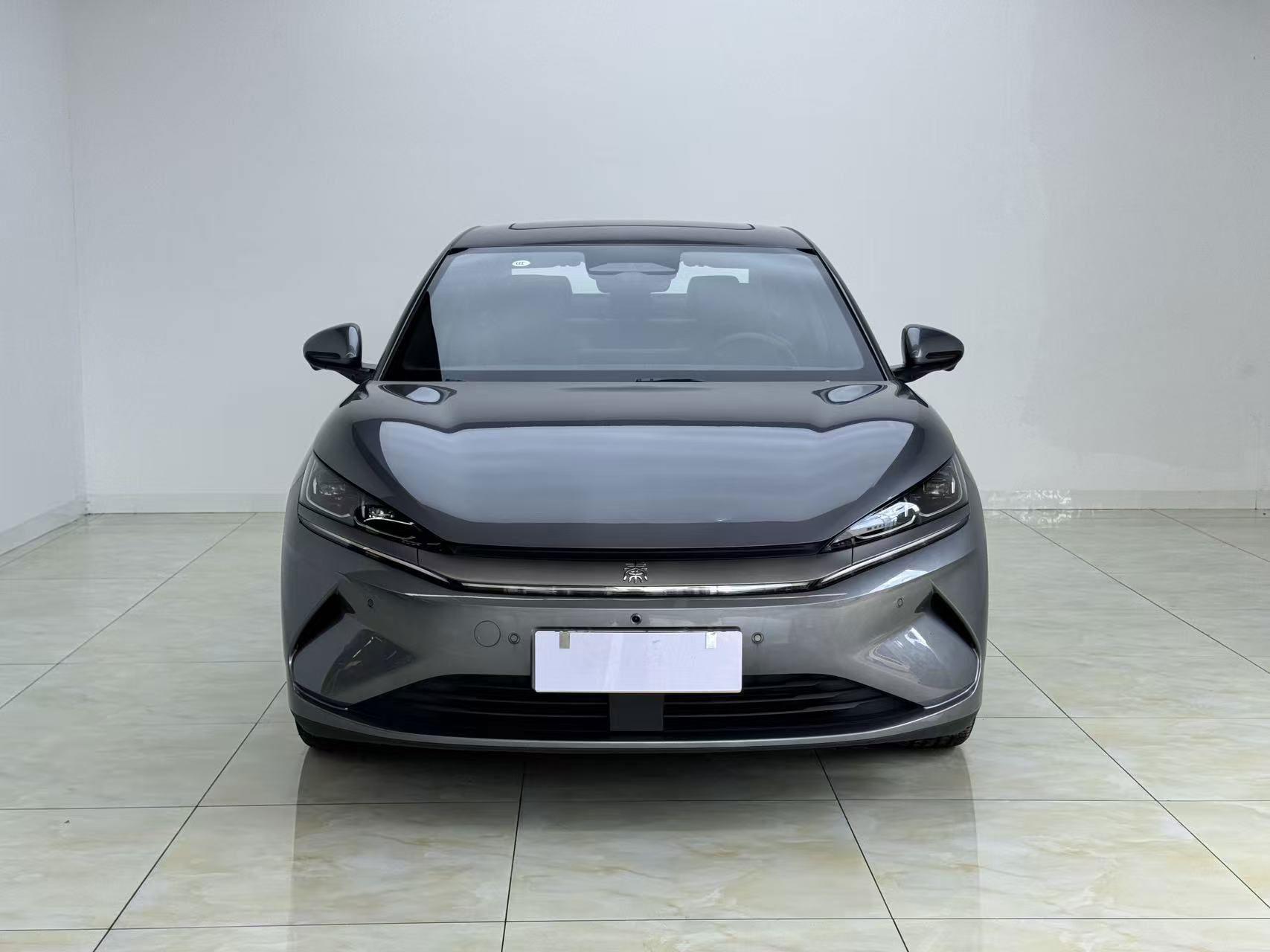 BYD Qin L — фото 2