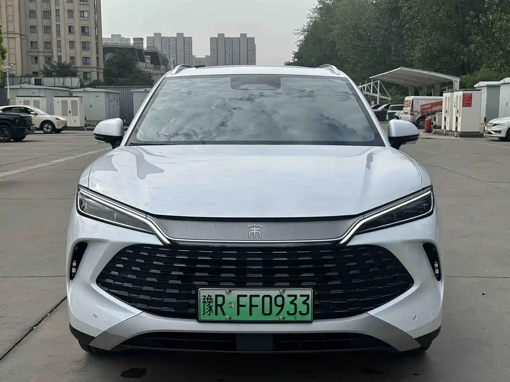 BYD L DM-i — фото 2