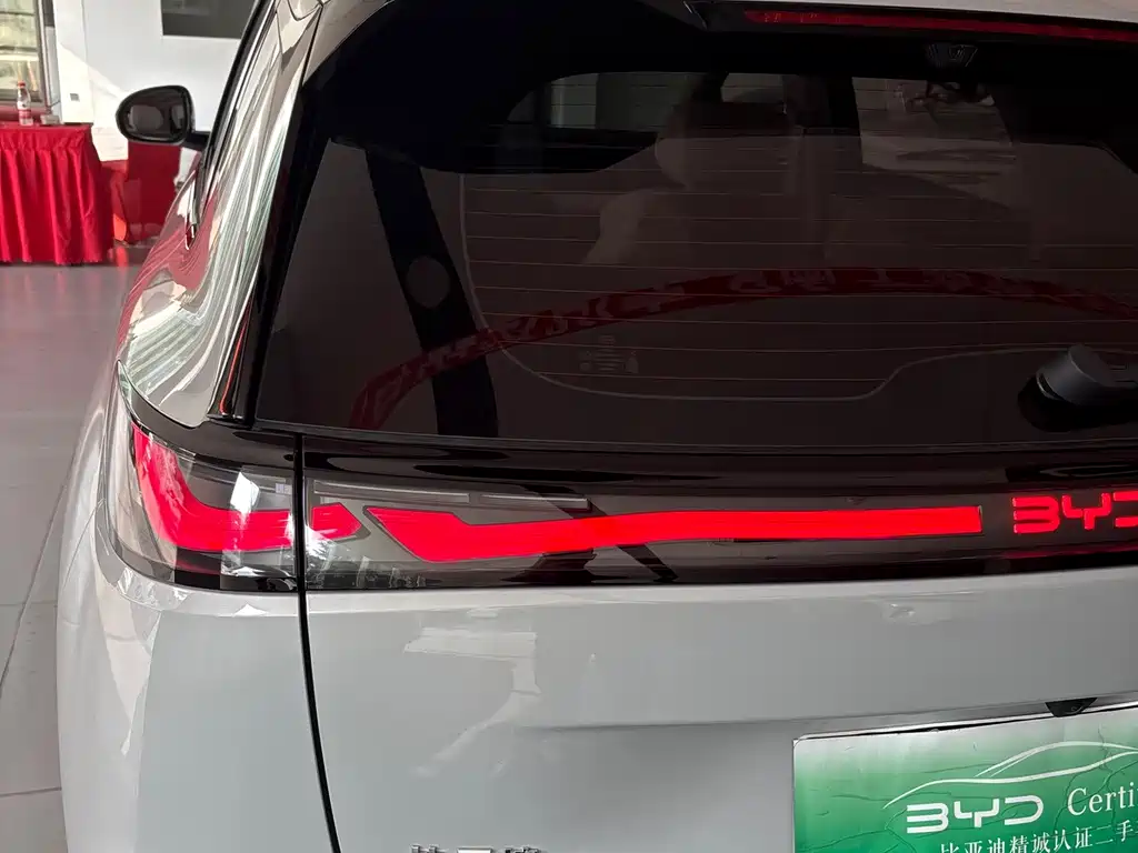 BYD Sealion 05 EV — фото 14