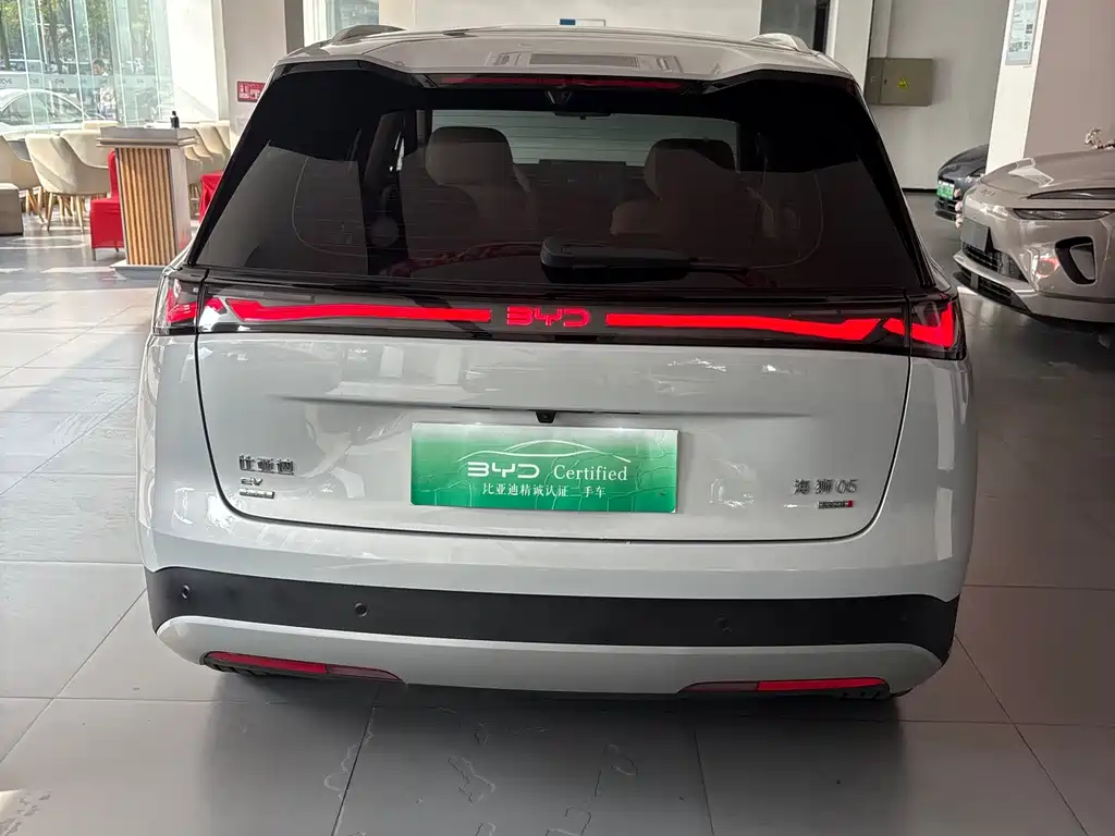 BYD Sealion 05 EV — фото 10