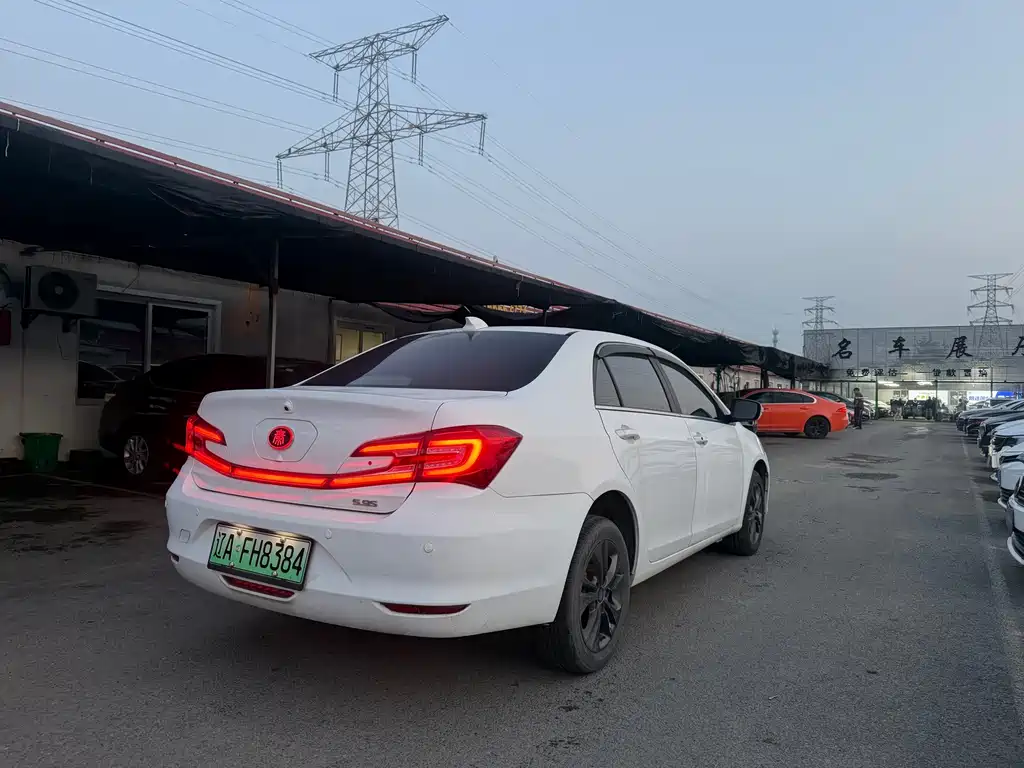 BYD Qin NEV — фото 5