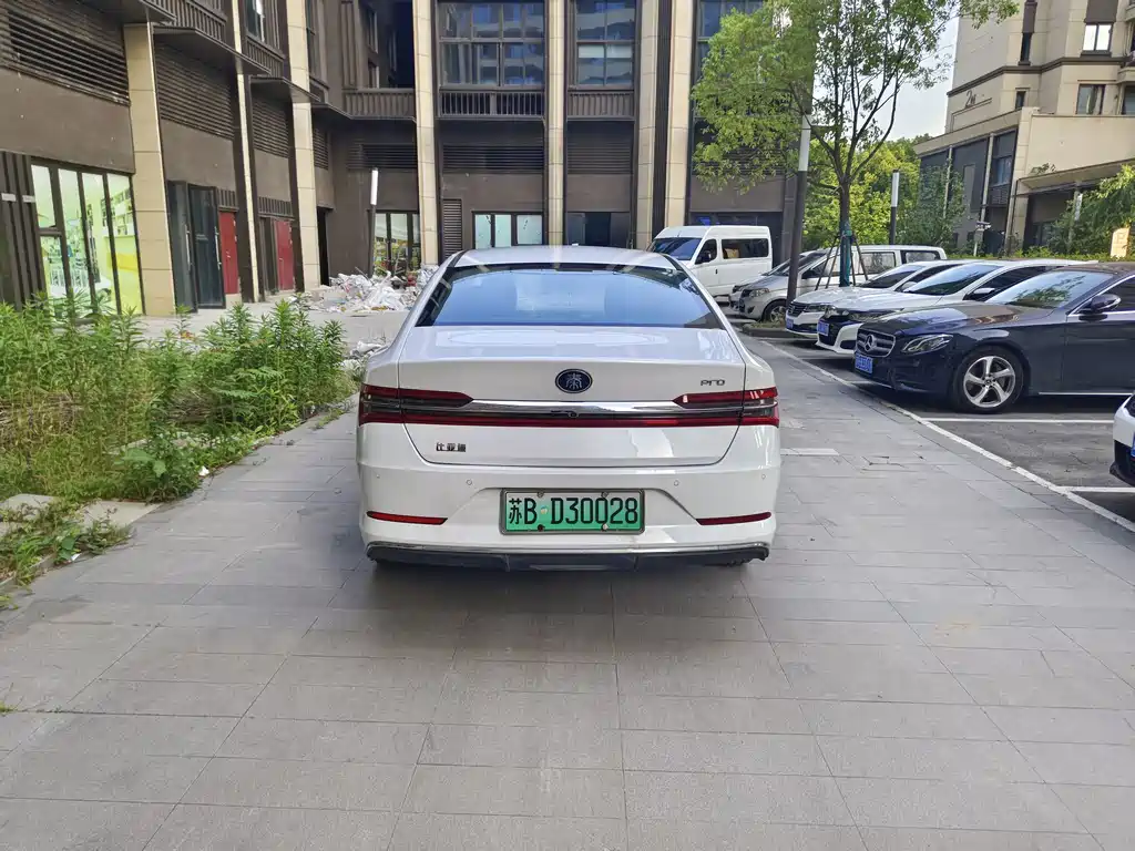 BYD Qin Pro NEV — фото 5